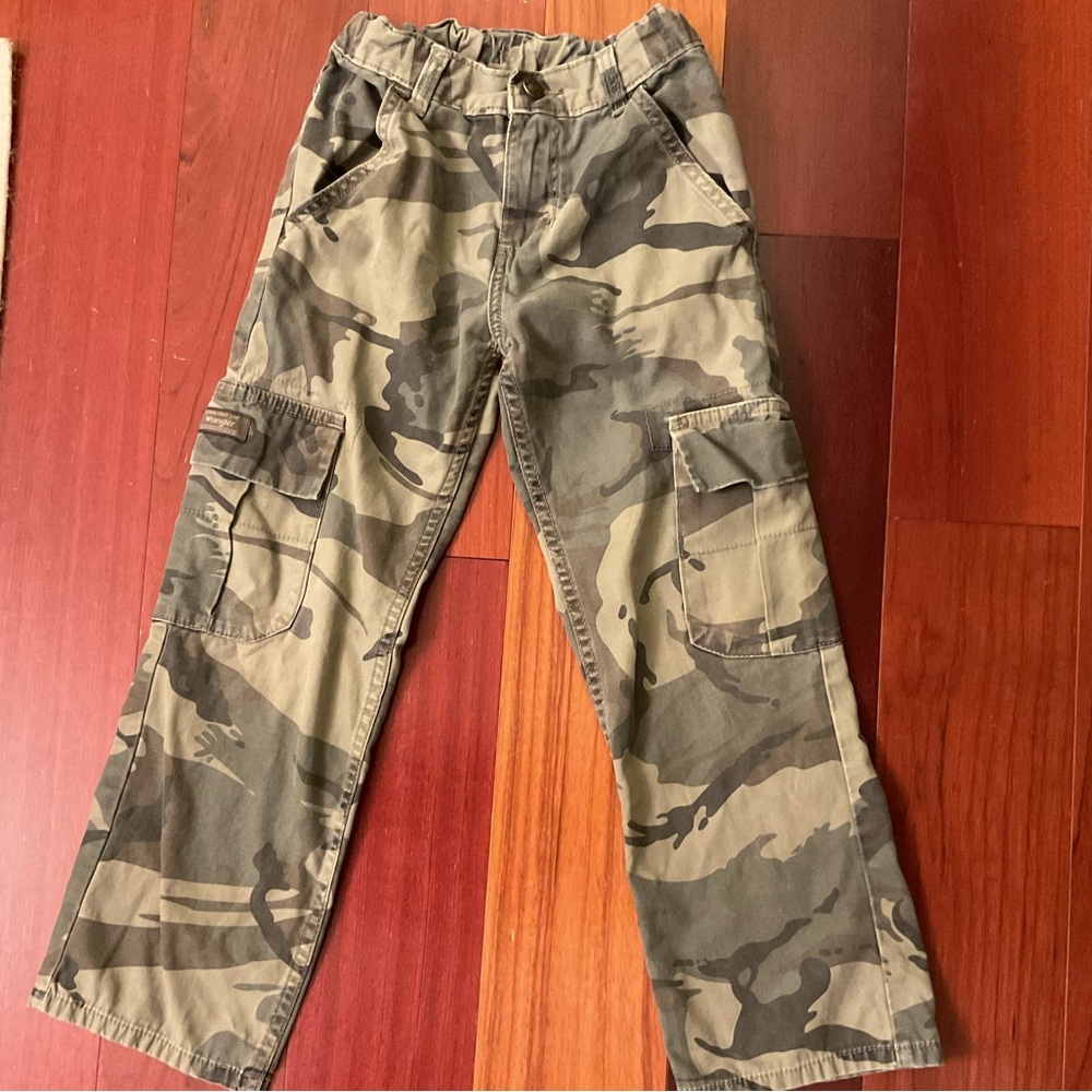 Wrangler Boys Green Camouflage Cargo Pants Stretch Slim Straight Size 8 Regular